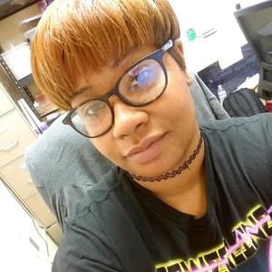 Meet your Posher, Quentashia